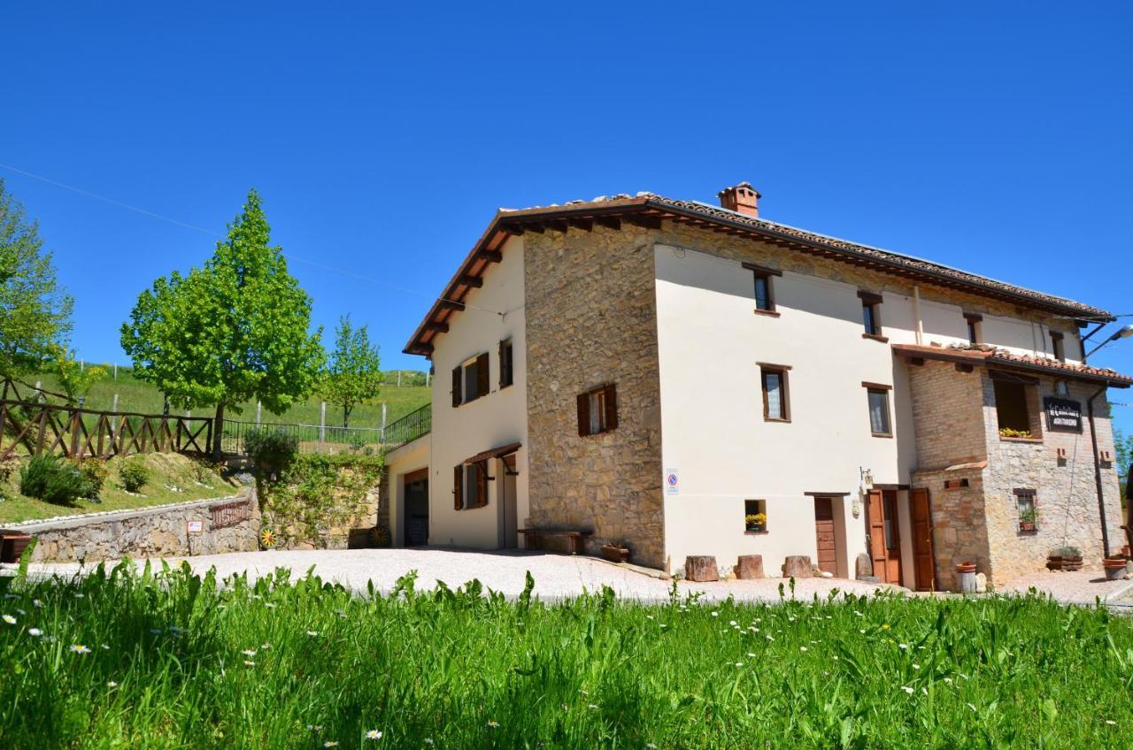 Agriturismo Le Castellare มอนเตมอนาโก ภายนอก รูปภาพ