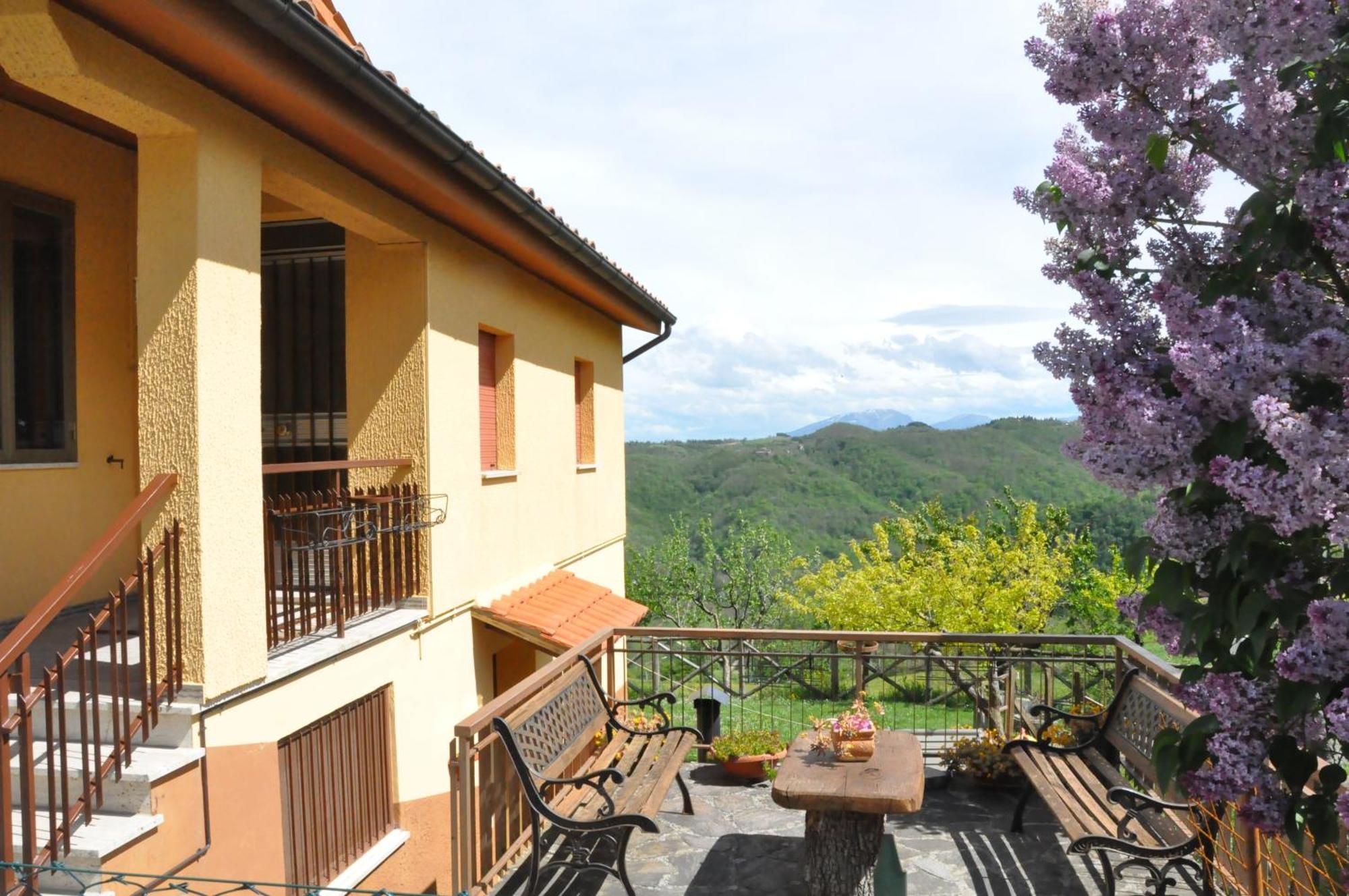 Agriturismo Le Castellare มอนเตมอนาโก ภายนอก รูปภาพ