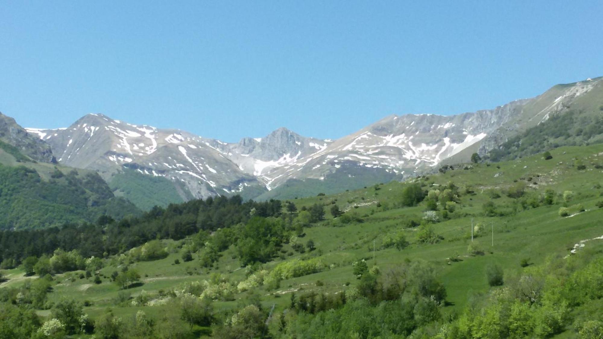Agriturismo Le Castellare มอนเตมอนาโก ภายนอก รูปภาพ