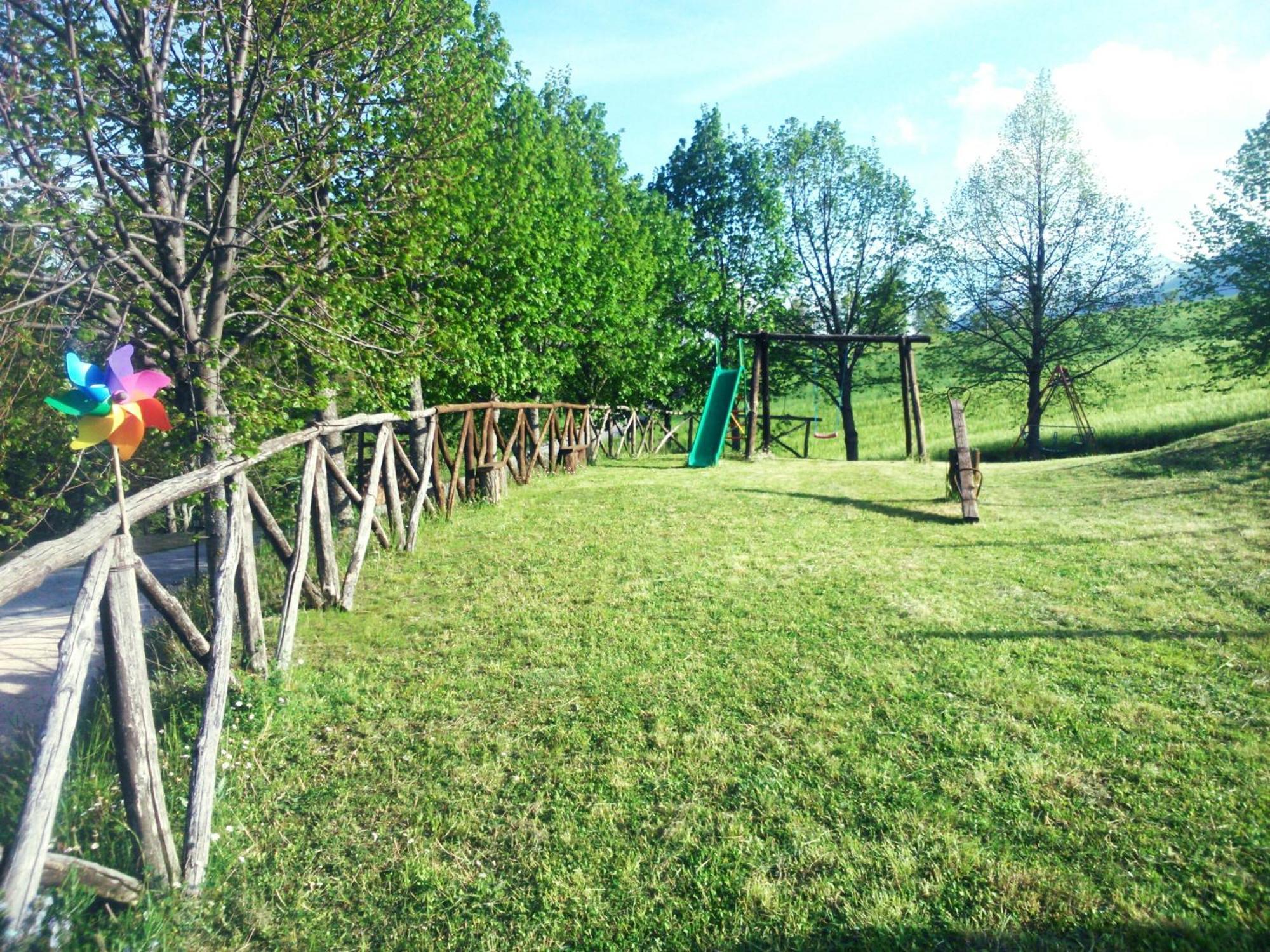 Agriturismo Le Castellare มอนเตมอนาโก ภายนอก รูปภาพ